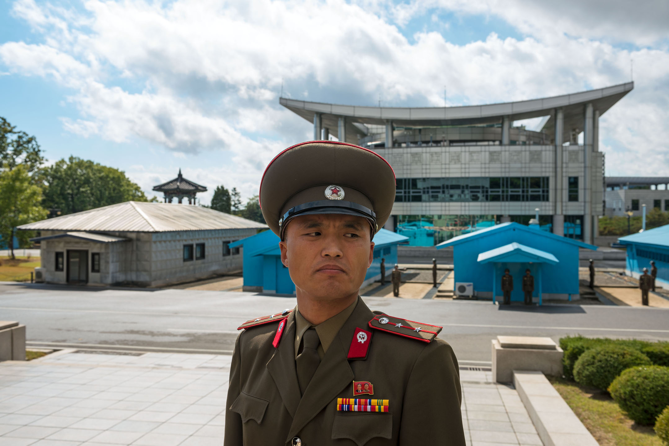 16 - SCOTT A WOODWARD - D810_DSC2507 (DMZ Panmujom)